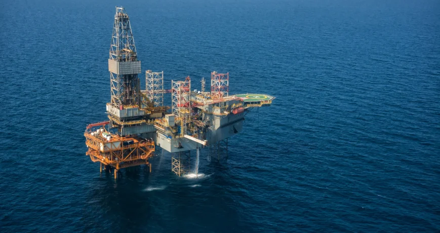 The project for the construction of the Cheshmeh Khosh and Paydar-e Gharb gas compression stations.